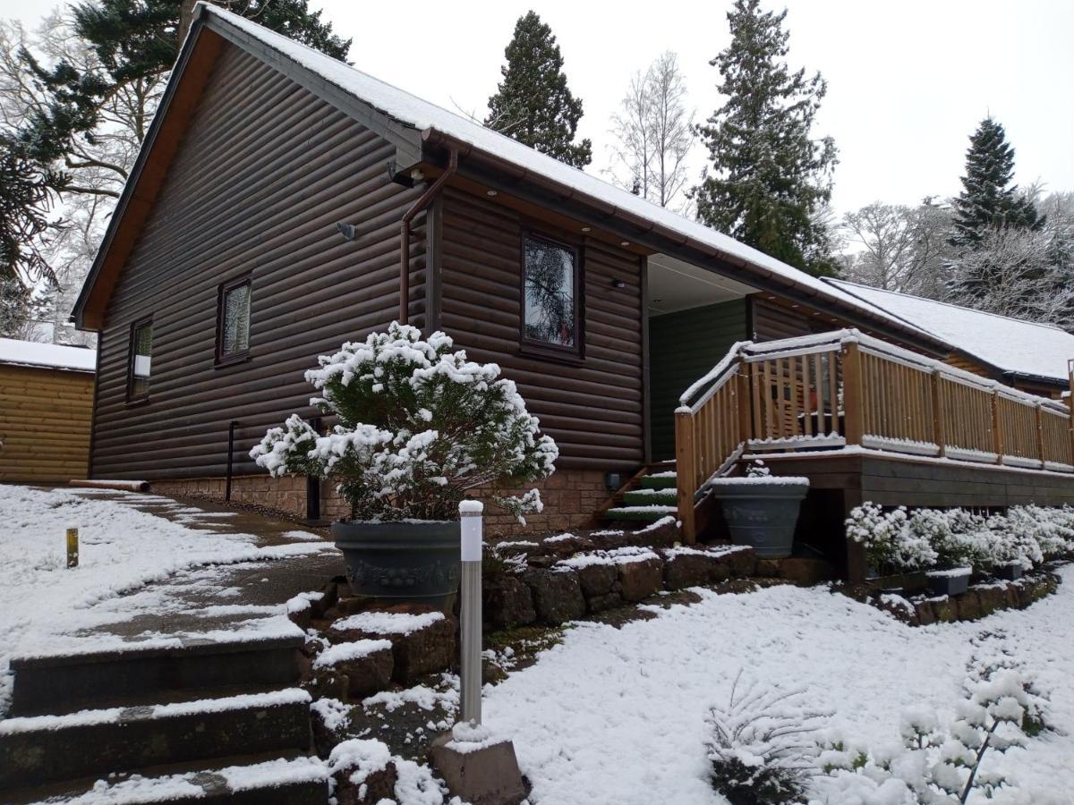 Charming Lodge Cosy Comfortable Ideal Location Blairgowrie and Rattray Exterior photo